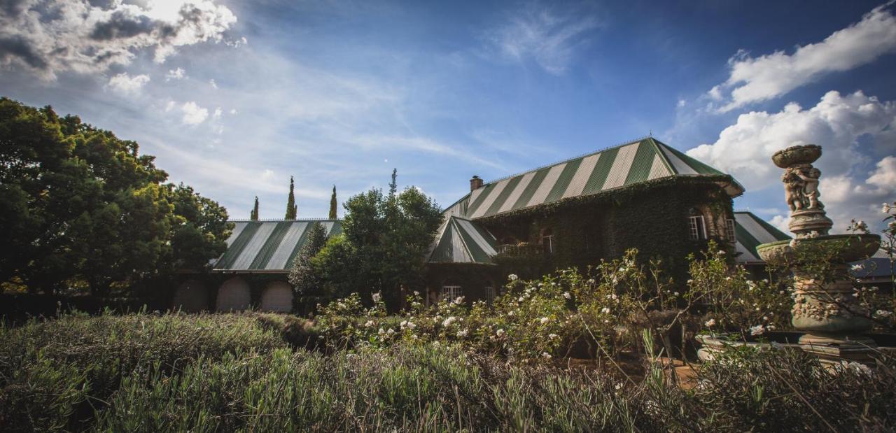 Schoon Huis Manor เคมป์ตัน พาร์ค ภายนอก รูปภาพ