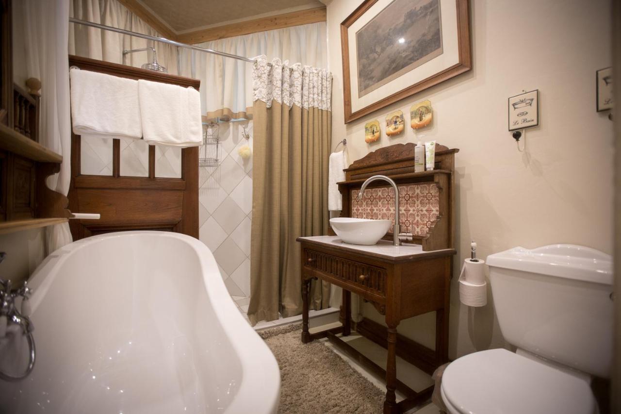Schoon Huis Manor เคมป์ตัน พาร์ค ภายนอก รูปภาพ