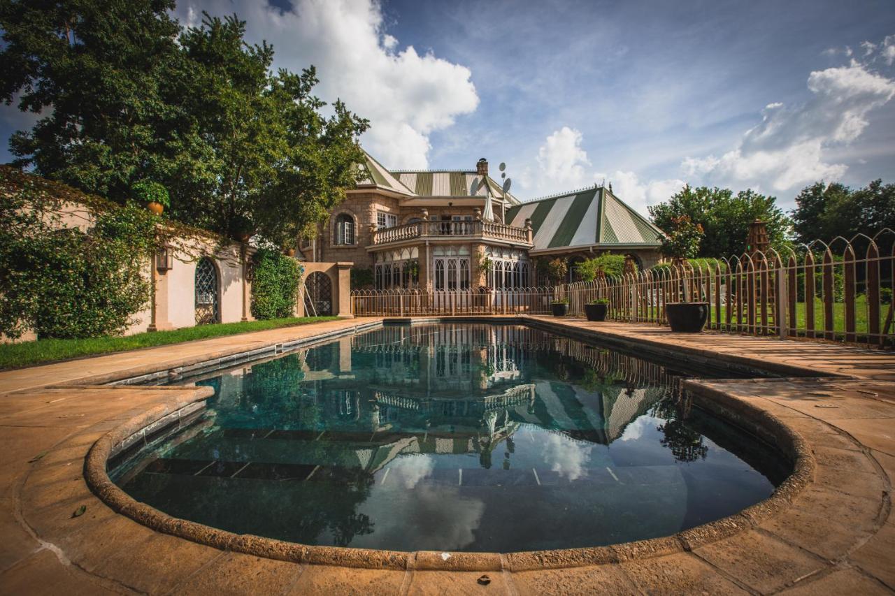 Schoon Huis Manor เคมป์ตัน พาร์ค ภายนอก รูปภาพ